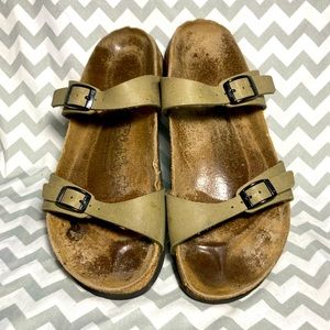 Birkenstock BIRKI'S tan buckle sz 40